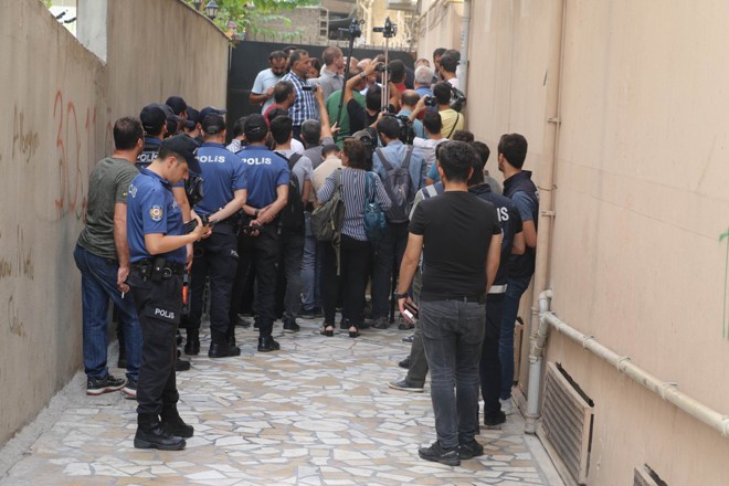 Polis kayıp yakınlarının eylemine izin vermedi