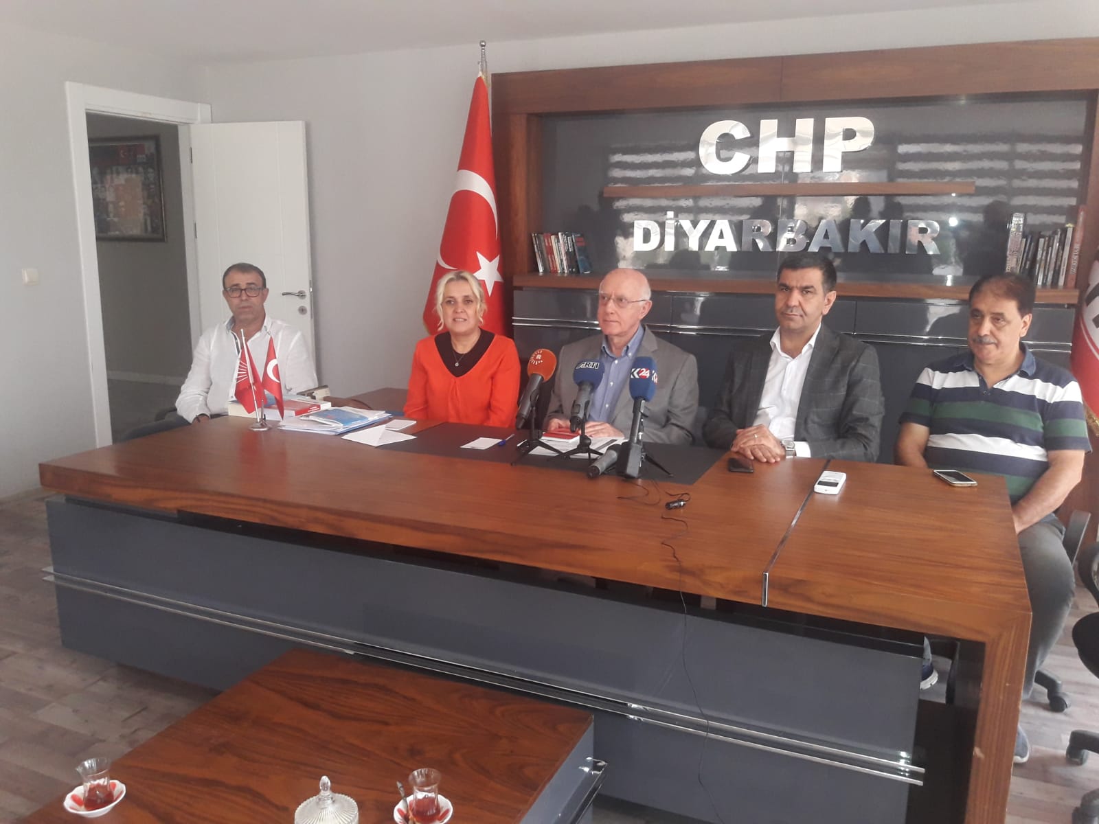 CHP’li Şenatalar: Döviz kuru vatandaşı vurdu