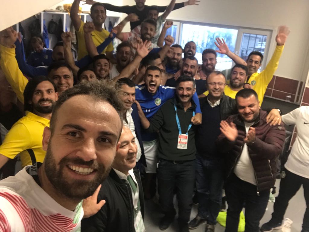 Amedspor'dan galibiyet Selfie'si