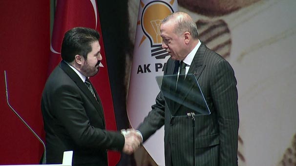 VİDEO- AK Parti'nin Van, Ağrı, Siirt ve Tunceli adayları da açıklandı