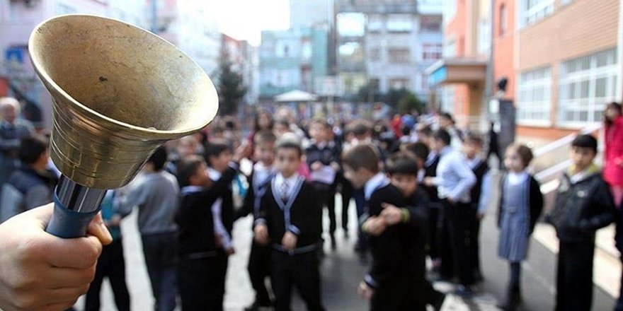 Eğitim sistemindeki tatillerle ilgili yeni düzenleme