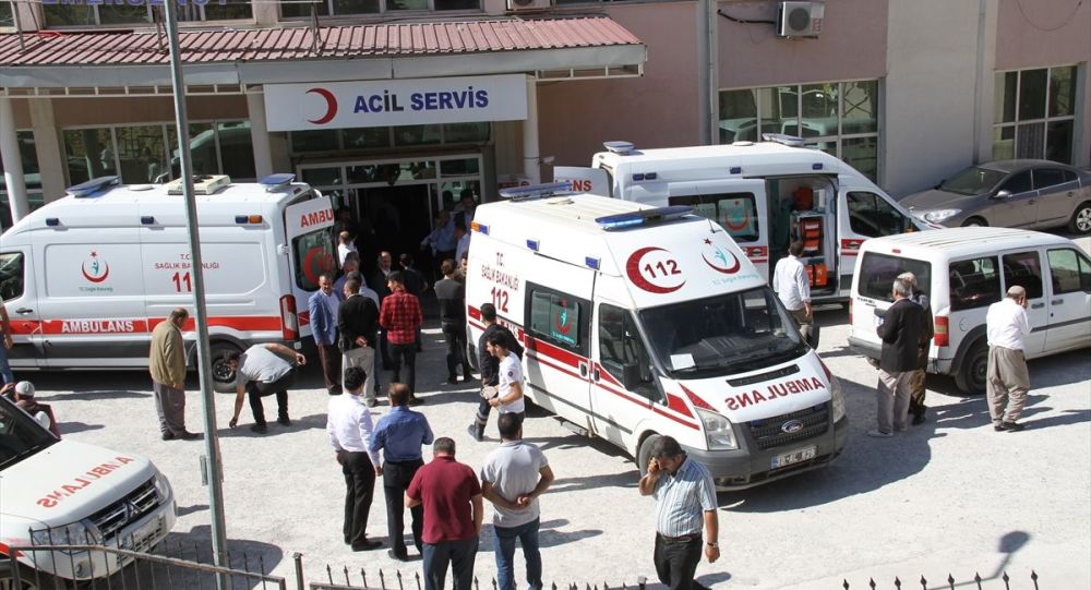 Hakkari'de öğrenci servisi şarampole devrildi: 3 ölü, 3 yaralı