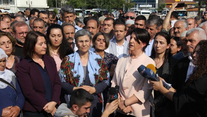 Diyarbakır’da konuşan Buldan: Halk iradesine sahip çıkacak