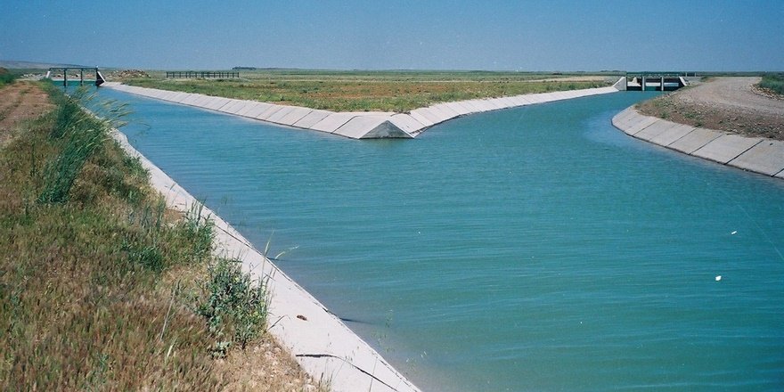 Diyarbakır’da tarım arazileri suyla buluştu