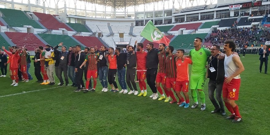 TFF 2. Lig'de Amedspor-Afyonsor kapışması