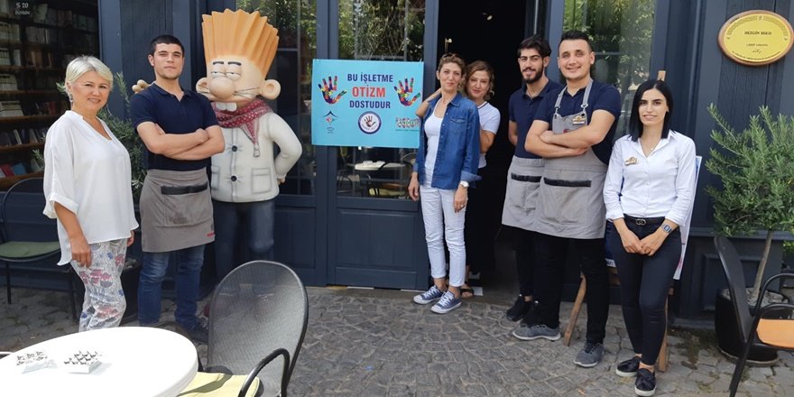 Otizmde farkındalık için işletme ziyaretleri