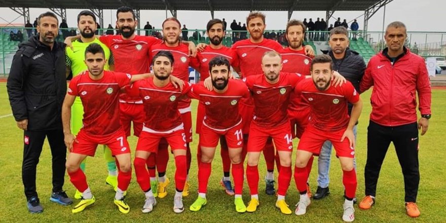 Bağlar Belediyespor son dakikalarda yıkıldı