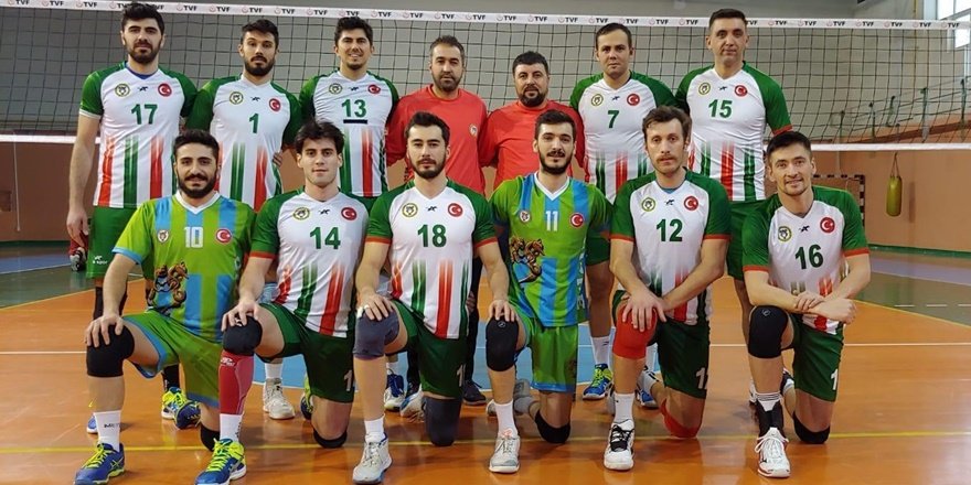 Cizre Belediyesi erkek voleybol takımı başarıdan başarıya koşuyor