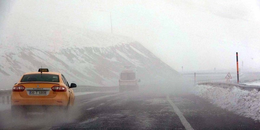 Van’da riskli bölgelerde ulaşım kontrollü sağlanıyor