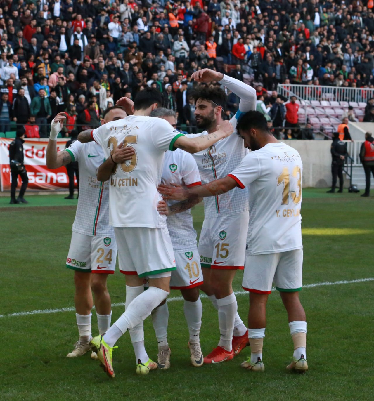 amedspor-lider-ara-2.jpg