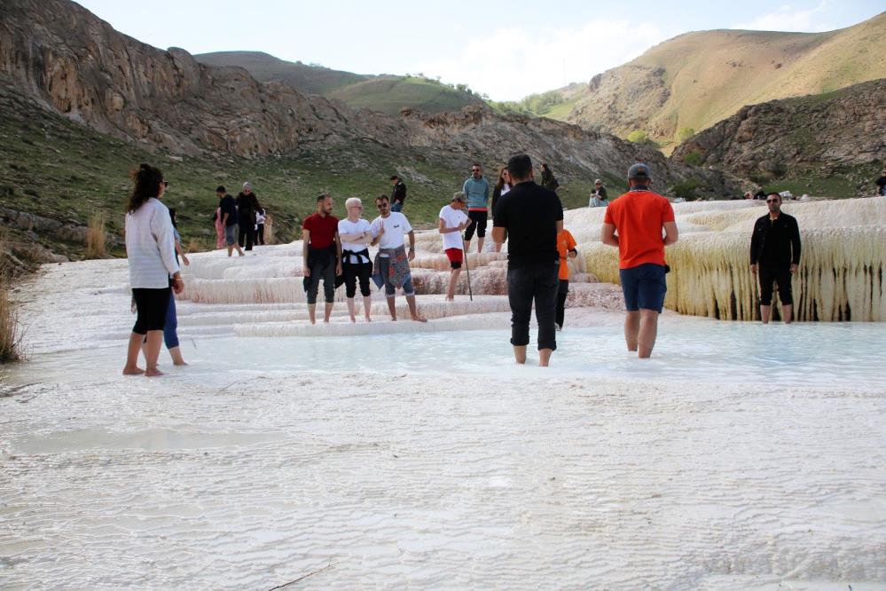 pamukkale-degil-baskale3.jpg