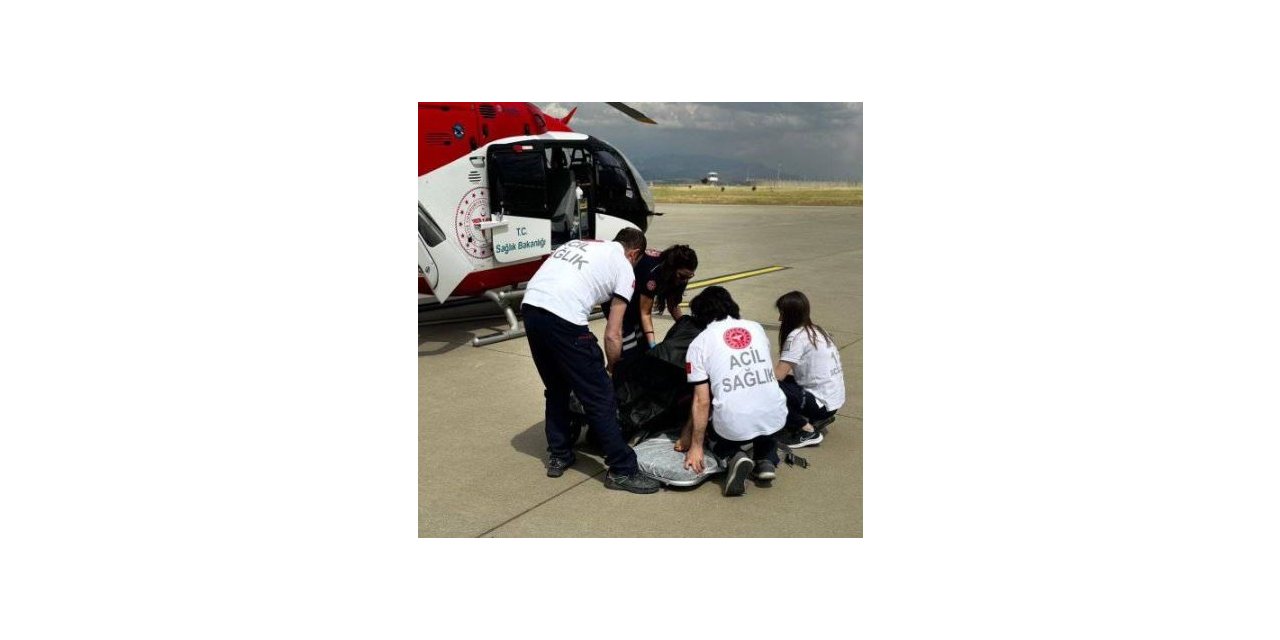 irnakta-yasli-kadin-ambulans-helikopter2.jpg