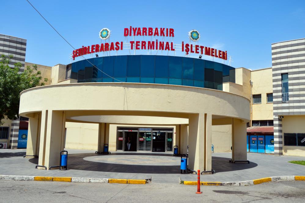 diyarbakir-otogarindaki-tekerlekli-yuk-tasima-araclari-ucretsiz-kullanilacak.jpg