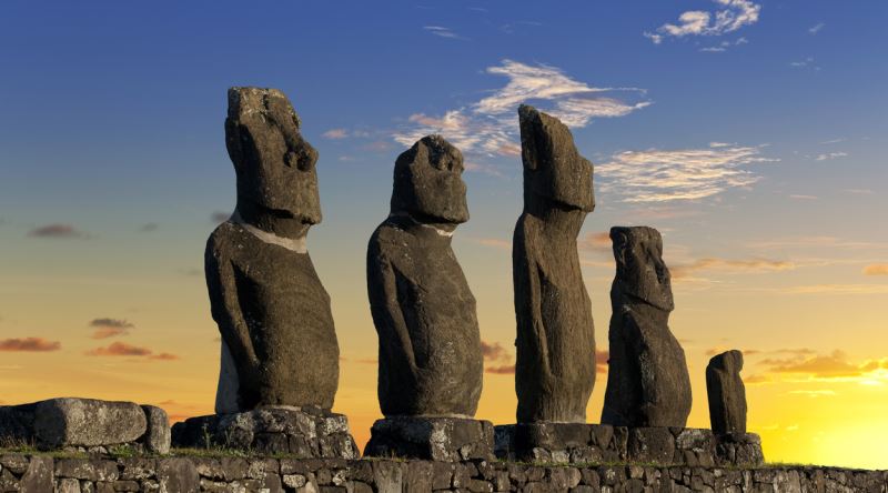 moai-heykelleri-001.jpg