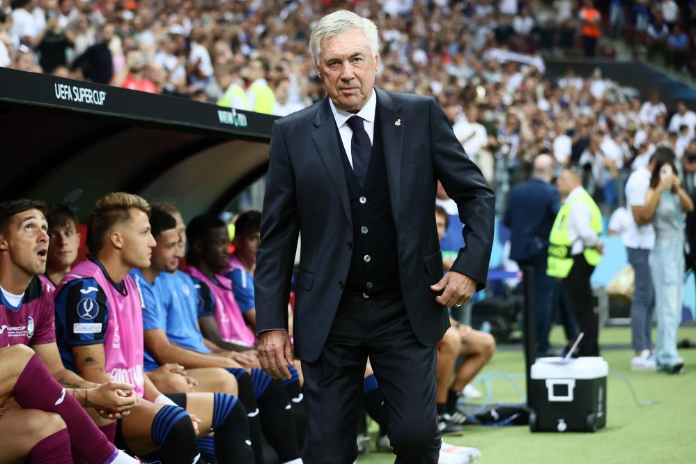 real-madrid-ve-ancelotti-super-kupa-tarihine-gecti-2.jpg