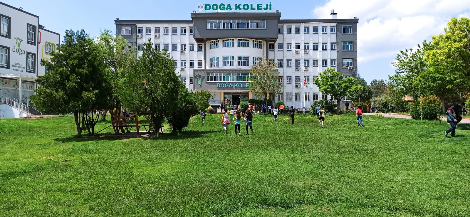 doga-koleji-2.jpg