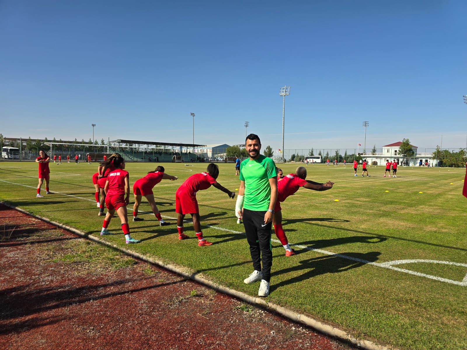 amedspor-kadin-takimi-unyespor-2.jpg