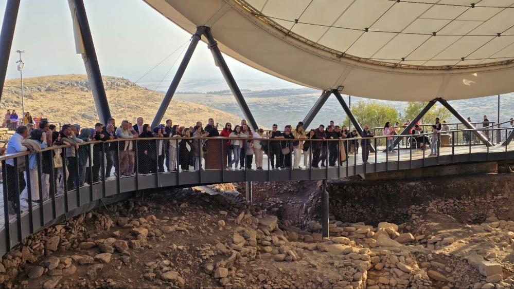 gobeklitepe-ara-tatilde-gunluk-10-bin-ziyaretci-agirladi.jpg