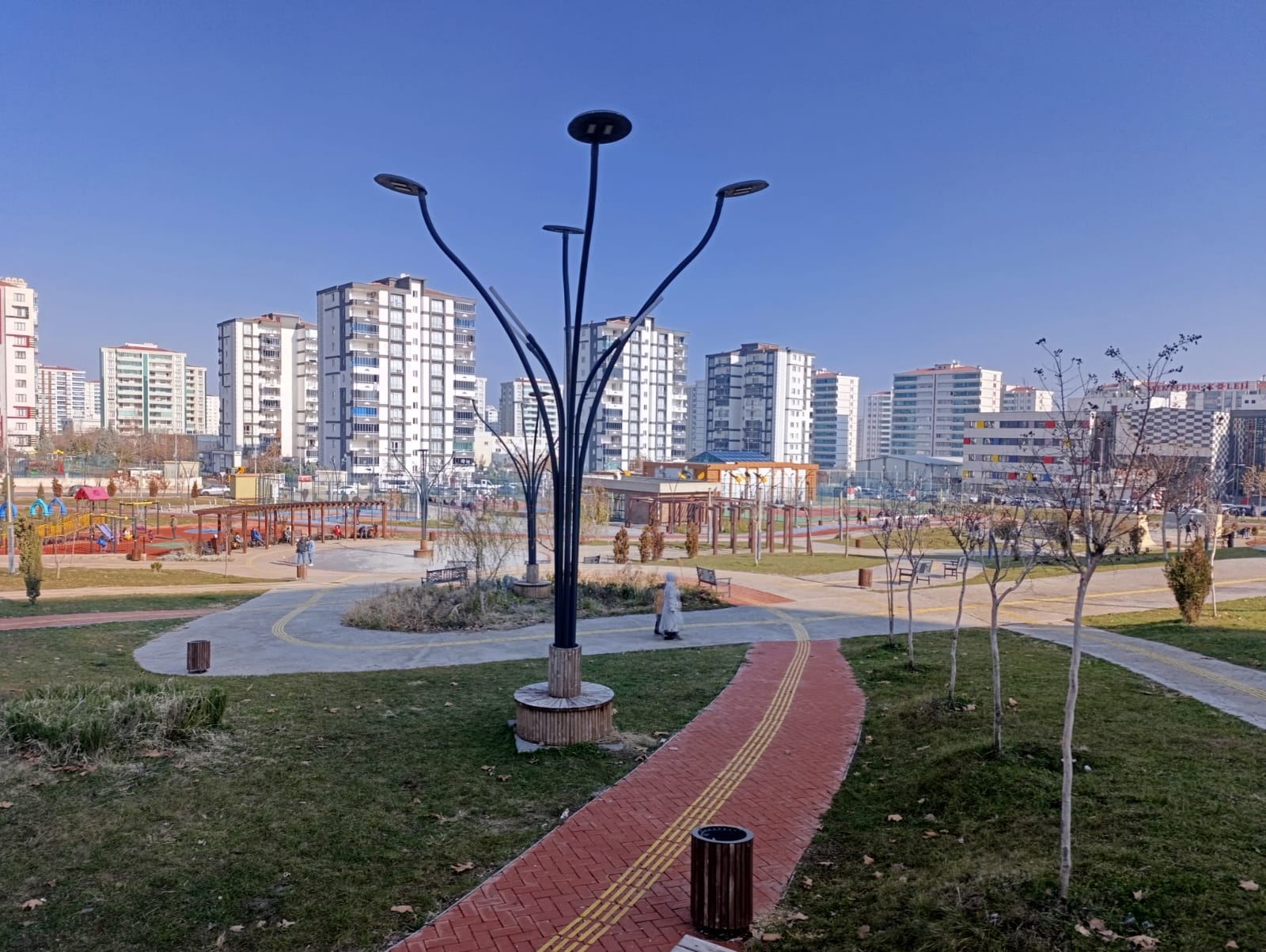 diyarbakir-da-isimsiz-park-tartismasi-6.jpeg