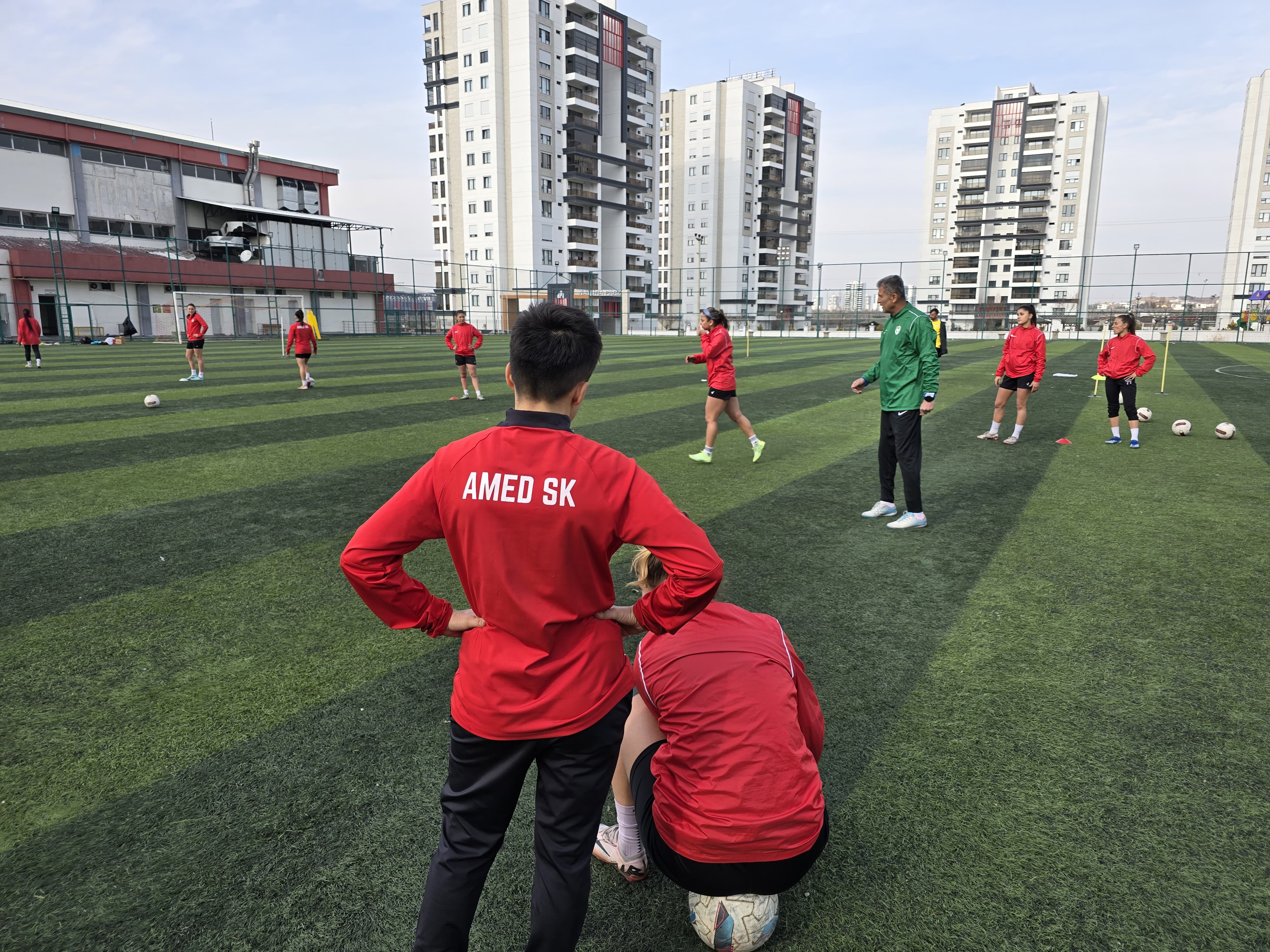 amedspor-kadin-1.jpeg